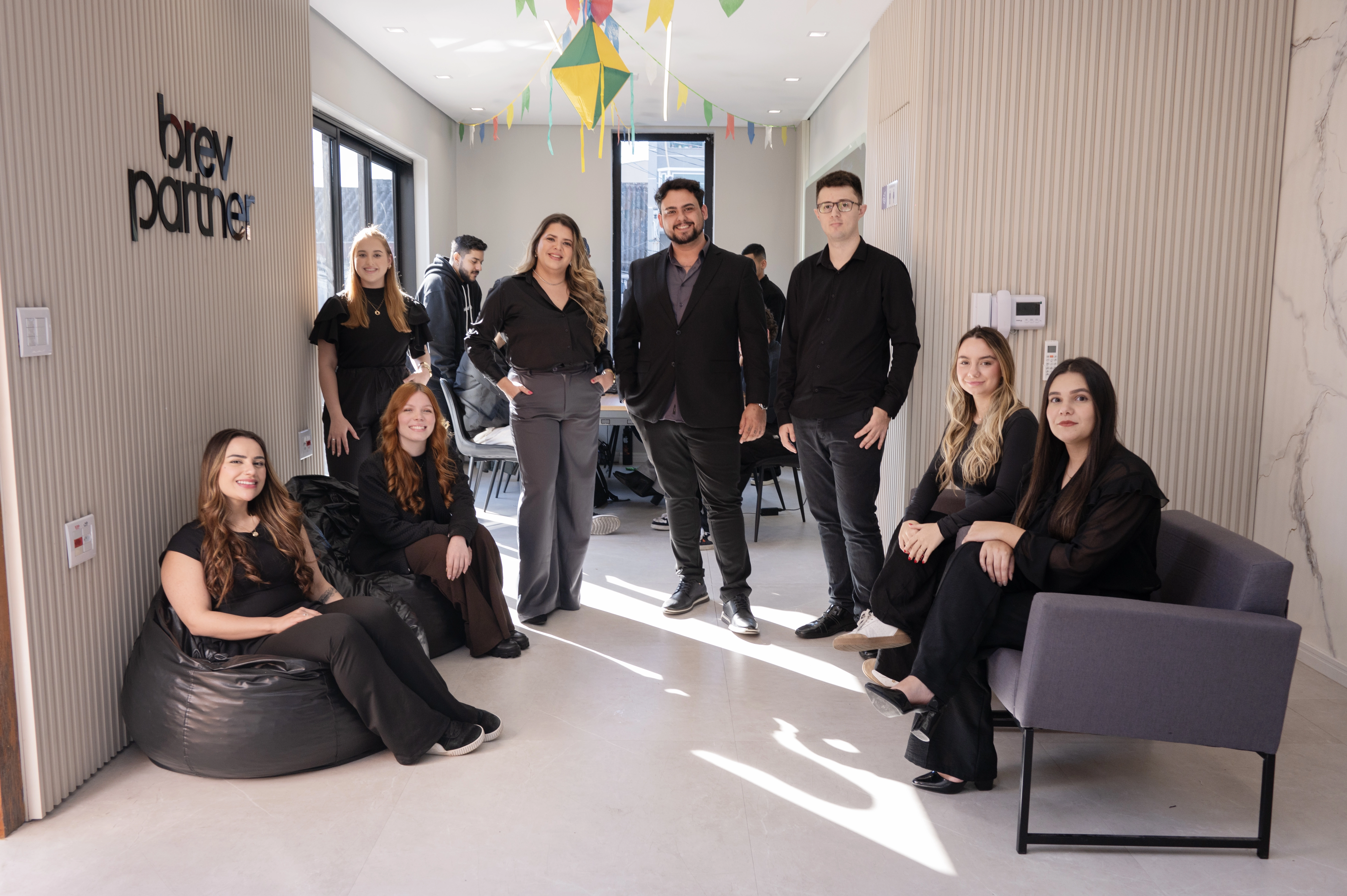 Time da Brev Partner na sede em Santo André